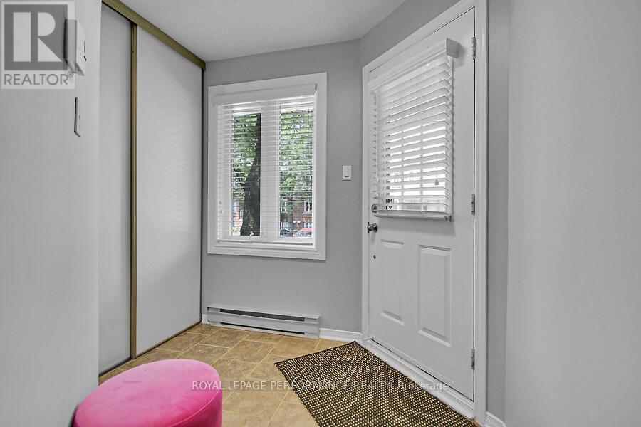 Property at 402 BRISTON PRIVATE image 5
