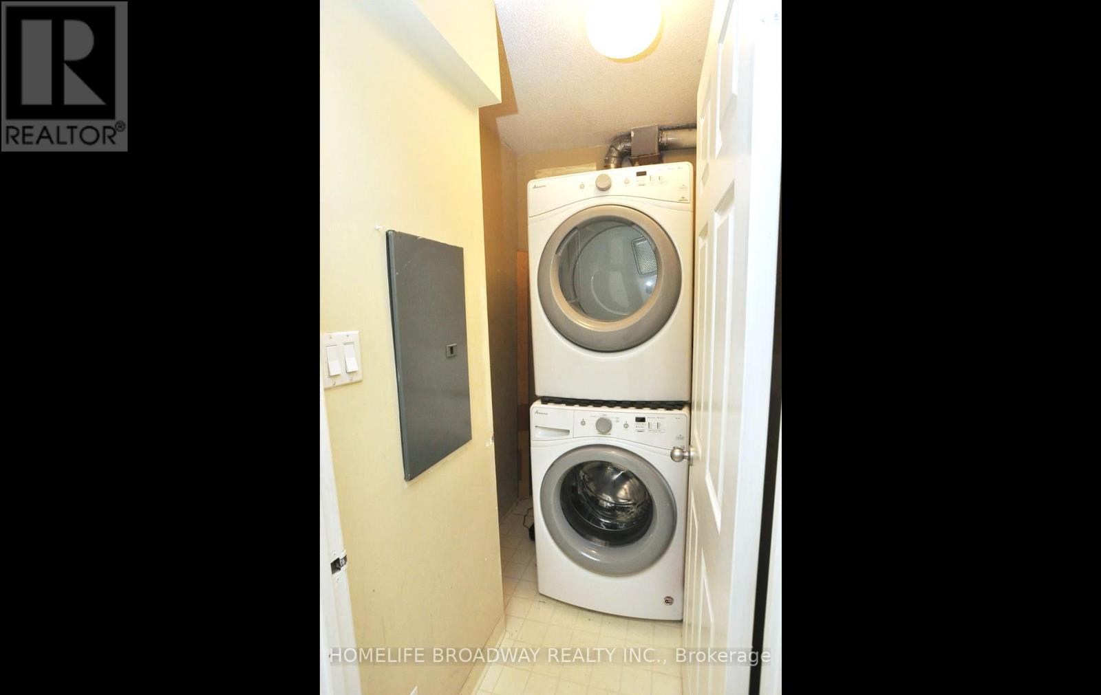 707 - 298 Jarvis Street, Toronto, Ontario  M5B 2M4 - Photo 17 - C12266280