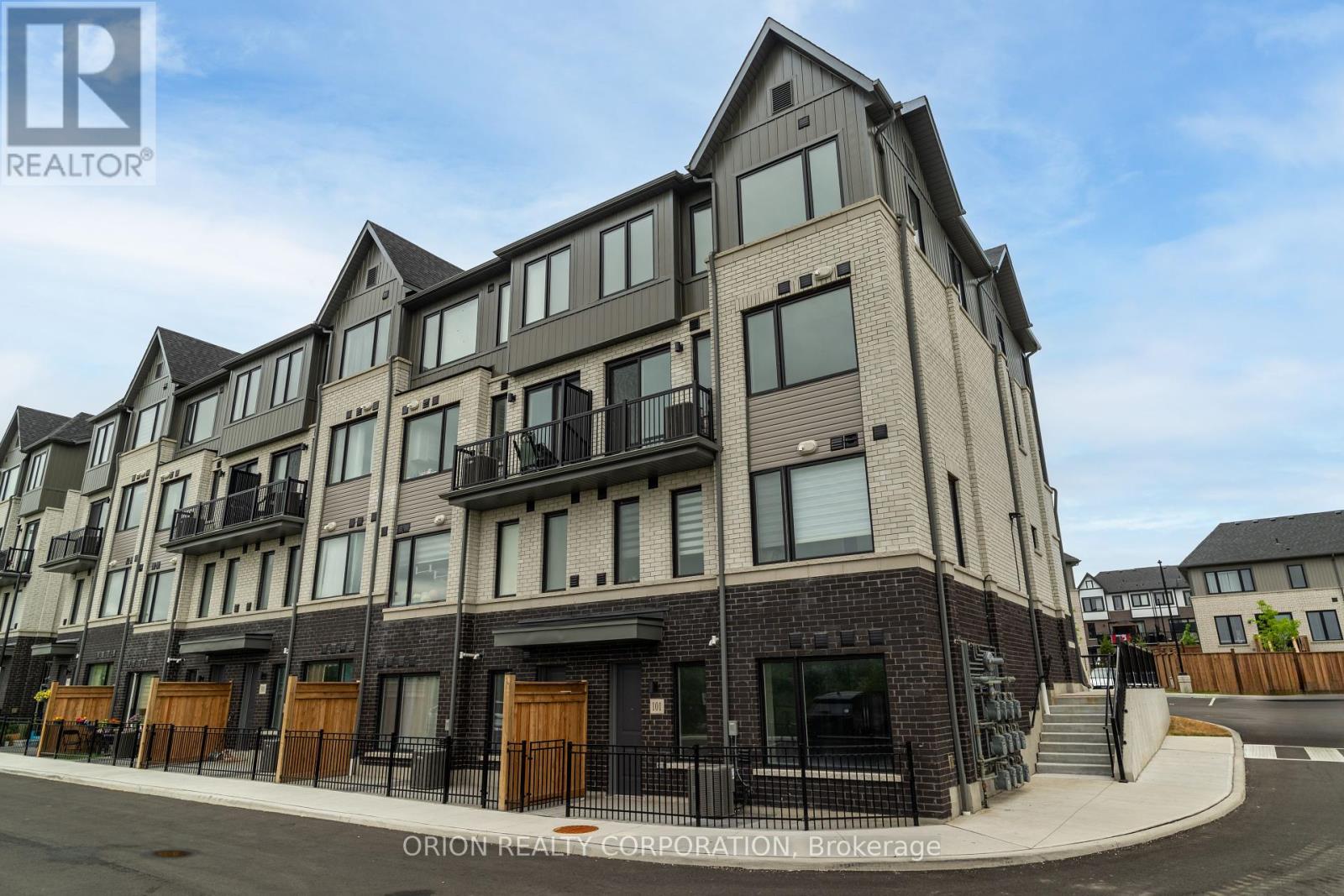 Property at 101 - 160 DENSMORE ROAD image 1