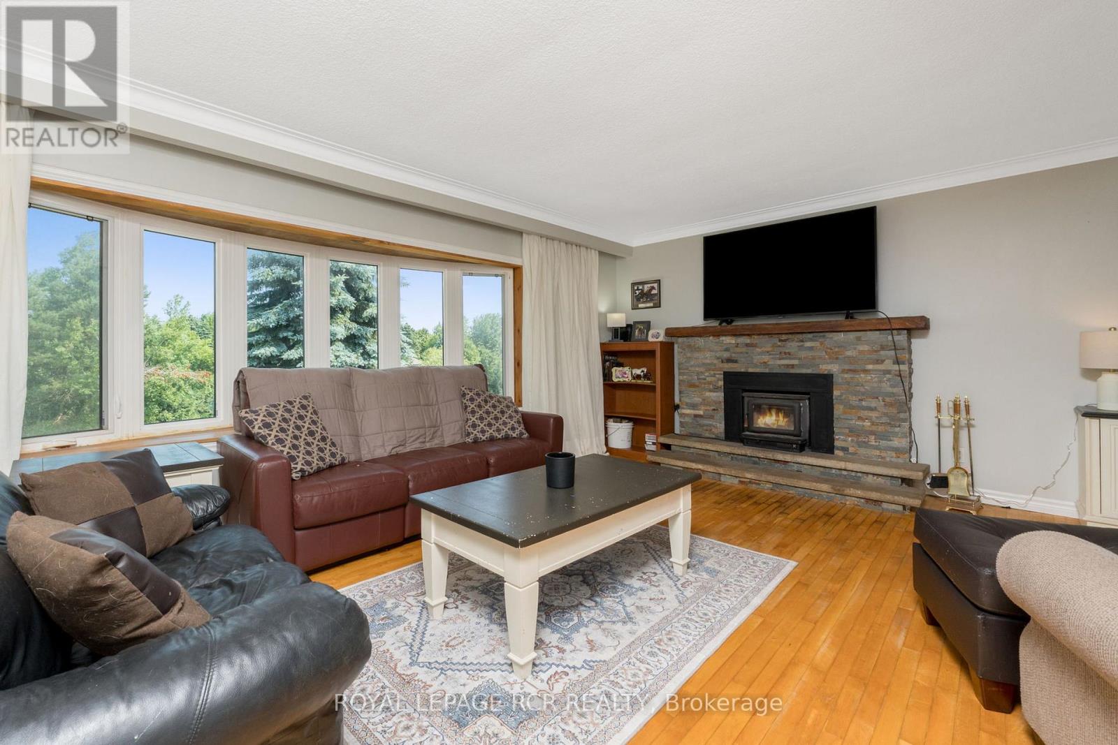 994034 Mono/adjala Townline Road, Mono, Ontario  L9W 6H8 - Photo 12 - X12265424