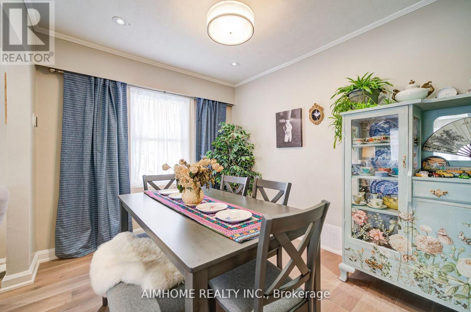 221 St Lawrence Street, Whitby (Downtown Whitby), Ontario  L1N 1G9 - Photo 10 - E12266295