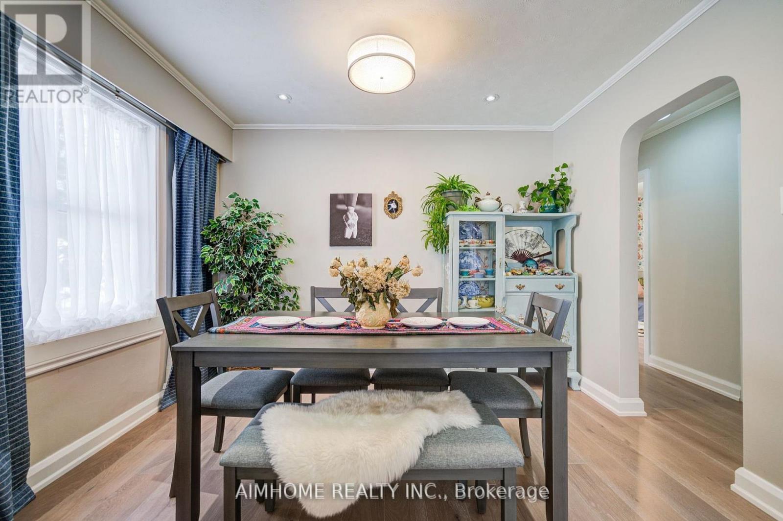 221 St Lawrence Street, Whitby (Downtown Whitby), Ontario  L1N 1G9 - Photo 11 - E12266295