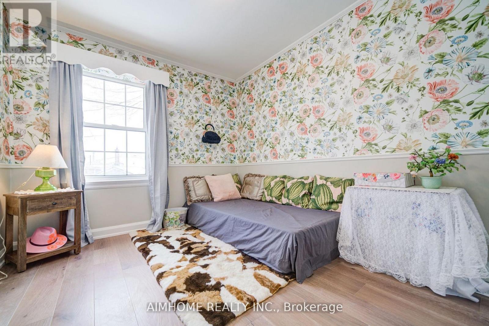 221 St Lawrence Street, Whitby (Downtown Whitby), Ontario  L1N 1G9 - Photo 21 - E12266295