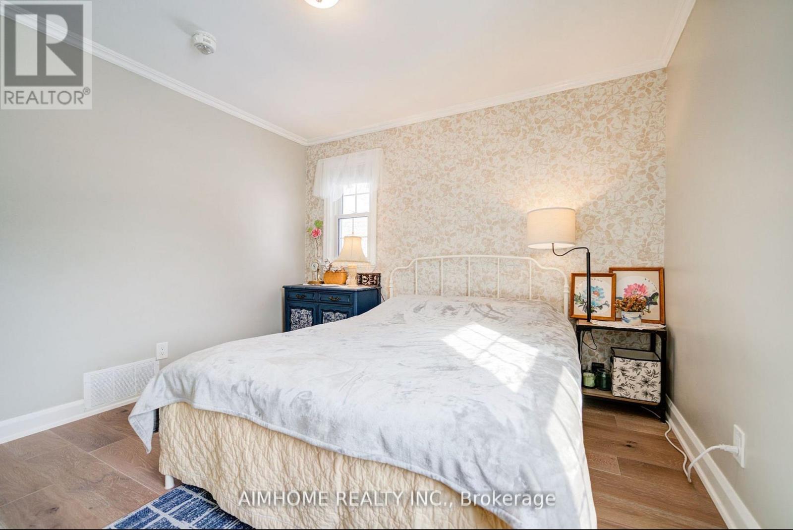 221 St Lawrence Street, Whitby (Downtown Whitby), Ontario  L1N 1G9 - Photo 22 - E12266295