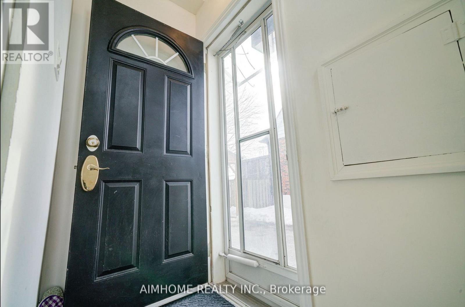 221 St Lawrence Street, Whitby (Downtown Whitby), Ontario  L1N 1G9 - Photo 27 - E12266295