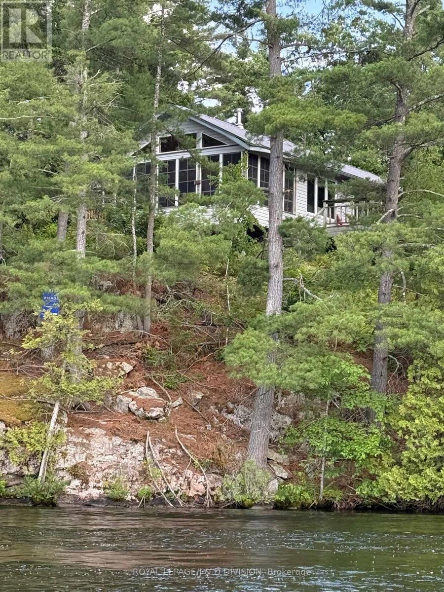 410 ISLAND 10, Douro-Dummer, Ontario
