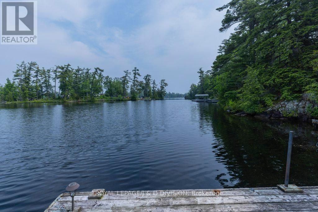 410 Island 10, Douro-Dummer, Ontario  K0L 2H0 - Photo 25 - X12224227
