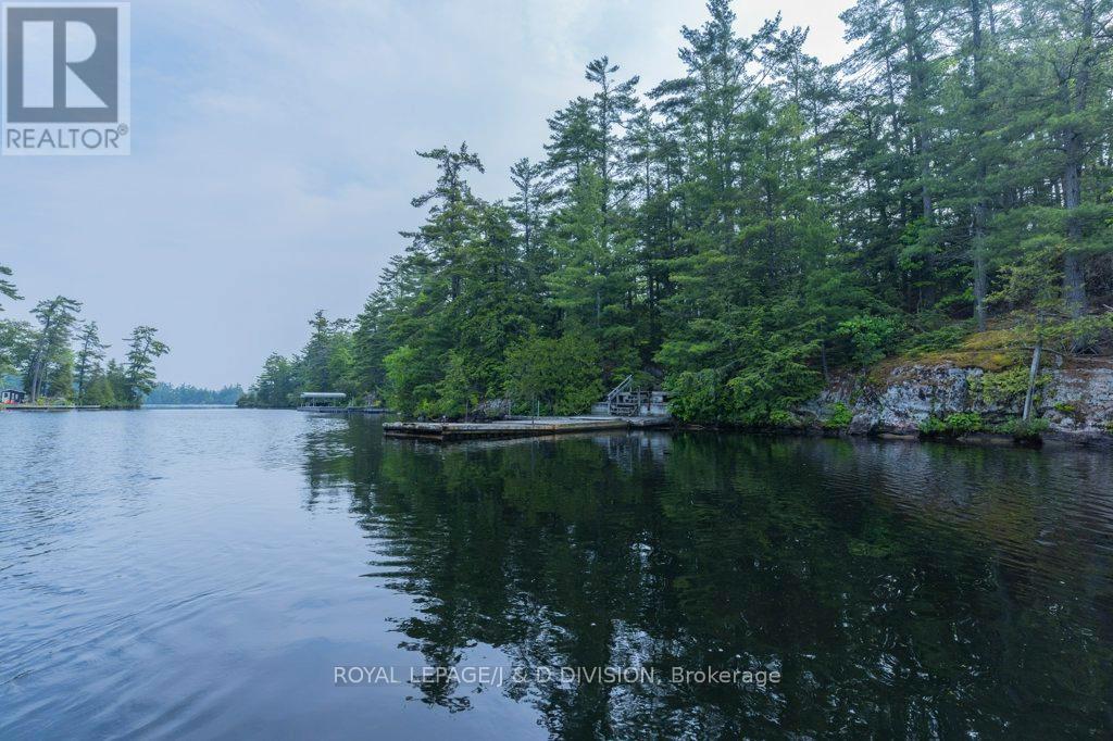 410 Island 10, Douro-Dummer, Ontario  K0L 2H0 - Photo 27 - X12224227
