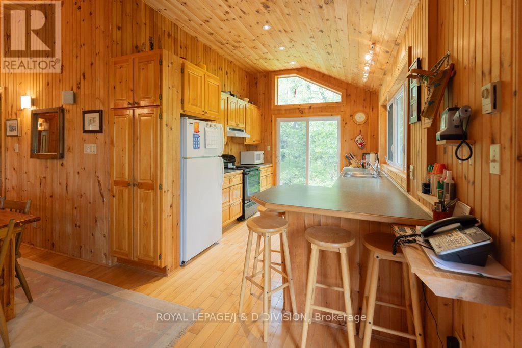 410 Island 10, Douro-Dummer, Ontario  K0L 2H0 - Photo 6 - X12224227