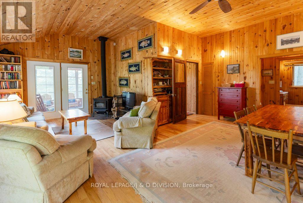 410 Island 10, Douro-Dummer, Ontario  K0L 2H0 - Photo 8 - X12224227