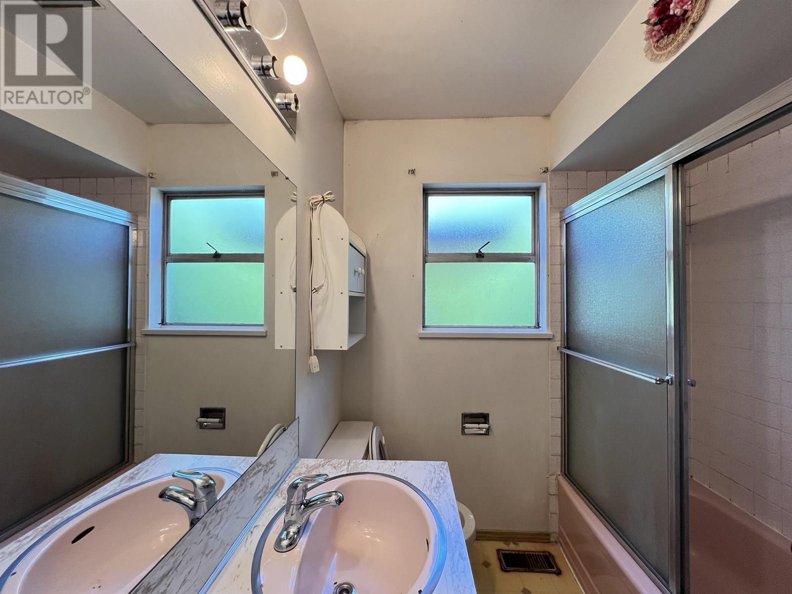 235 E 62nd Avenue, Vancouver, British Columbia  V5X 2E8 - Photo 11 - R3022874
