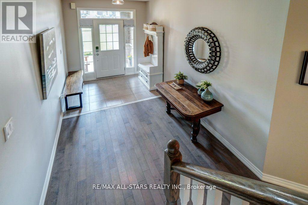 Property at 19 MICHAEL CUMMINGS COURT image 5