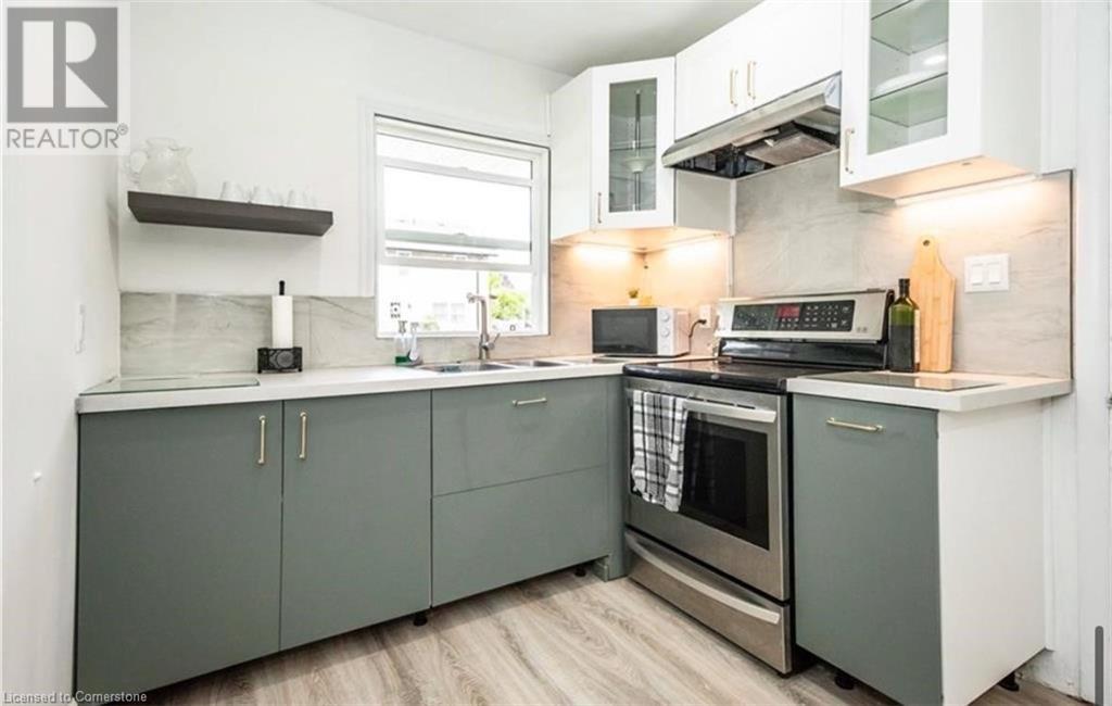 Property at 33 THIRD Avenue image 3
