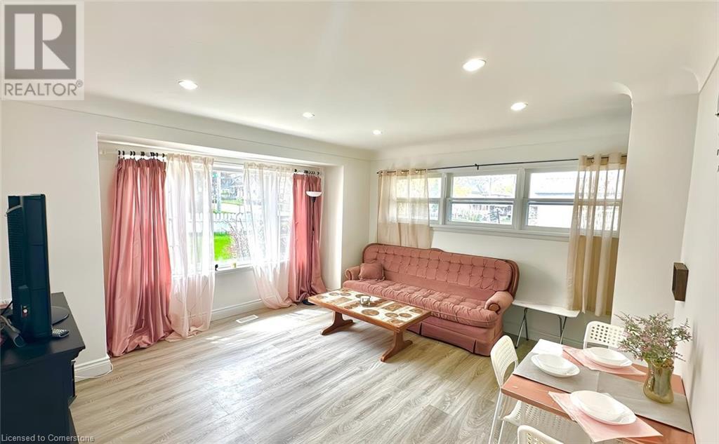 Property at 33 THIRD Avenue image 5