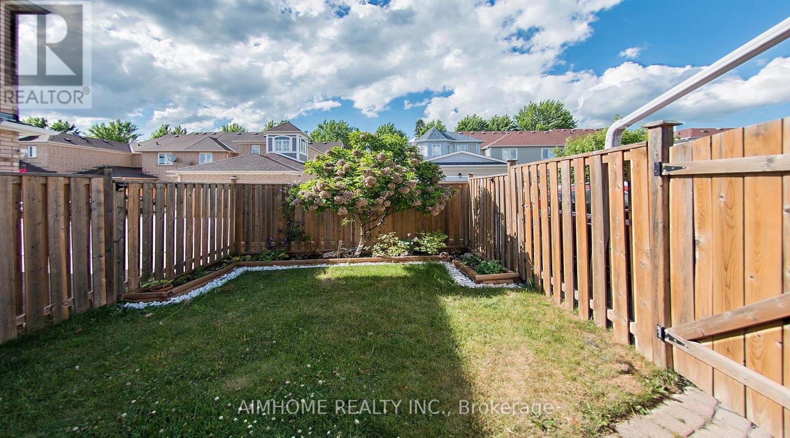 118 Emery Hill Boulevard, Markham, Ontario  L6C 2S5 - Photo 17 - N12258225