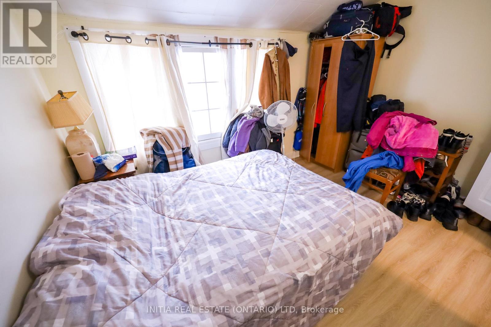 552 Adelaide Street N, London East, Ontario  N6B 3J5 - Photo 14 - X12266365