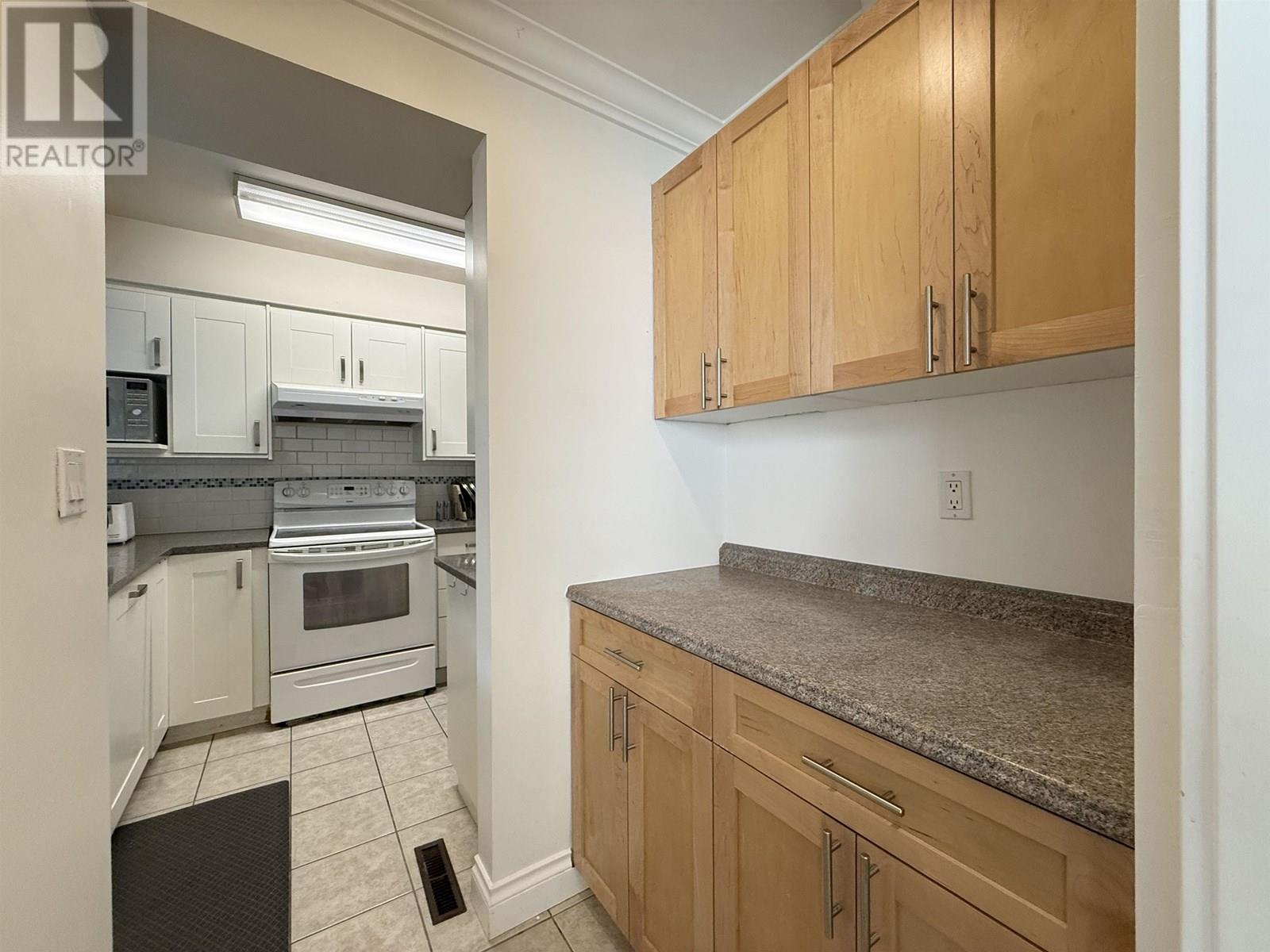Property at 6722 KNEALE PLACE image 5