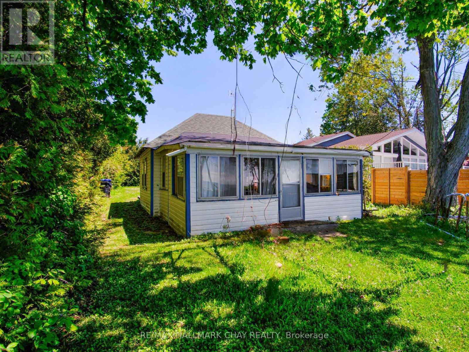 Property at 2196 LAKESHORE DRIVE image 5