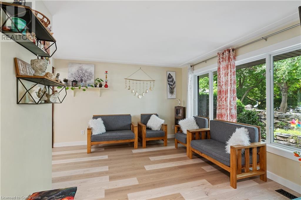 Property at 309 SOUTHILL Drive image 5