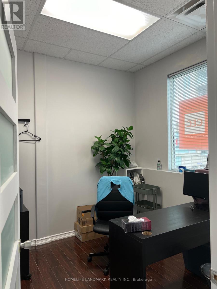 2093 - 28 South Unionville Avenue, Markham, Ontario  L3R 4P9 - Photo 11 - N12266386