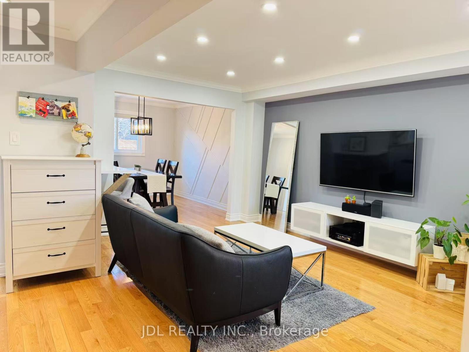 Property at 108 NIGHTSTAR DRIVE image 3