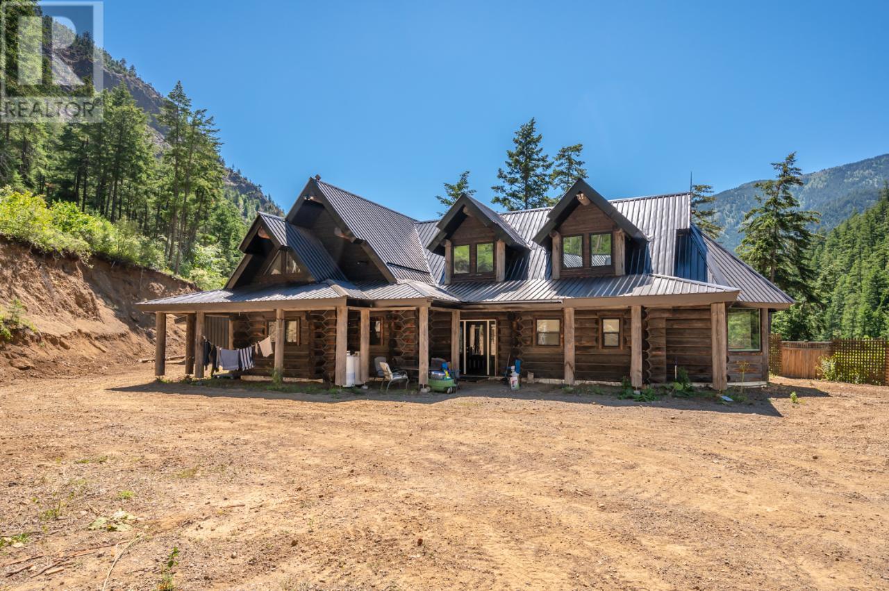 Photo of 2513 Green Mountain Road, Penticton Photo of 2513 Green Mountain Road, Penticton