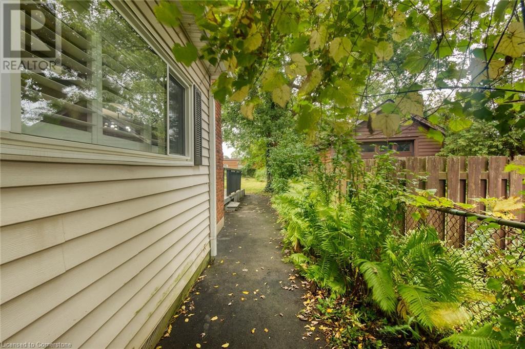 Property at 409 CHURCH Street image 5