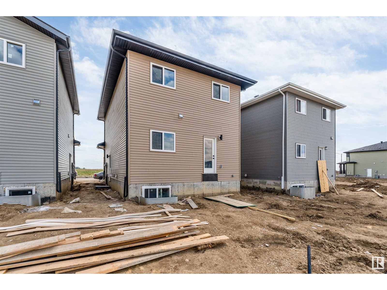 Property at 3614 39 AV image 5