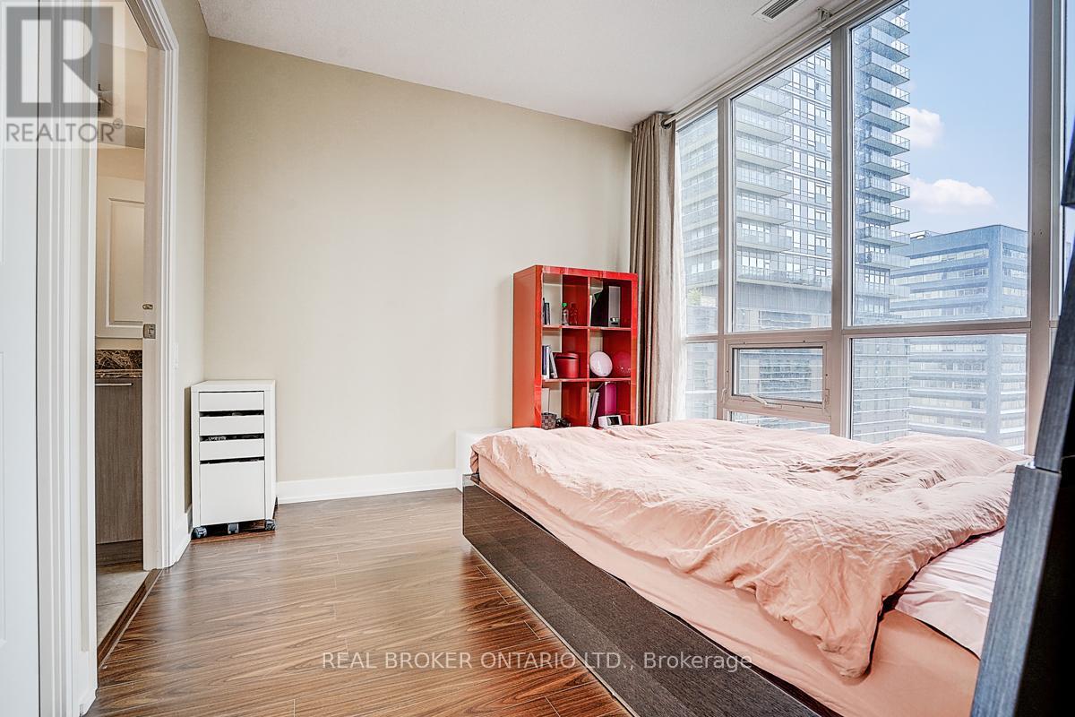 2104 - 23 Sheppard Avenue E, Toronto (Willowdale East), Ontario  M2N 0C8 - Photo 16 - C12266414