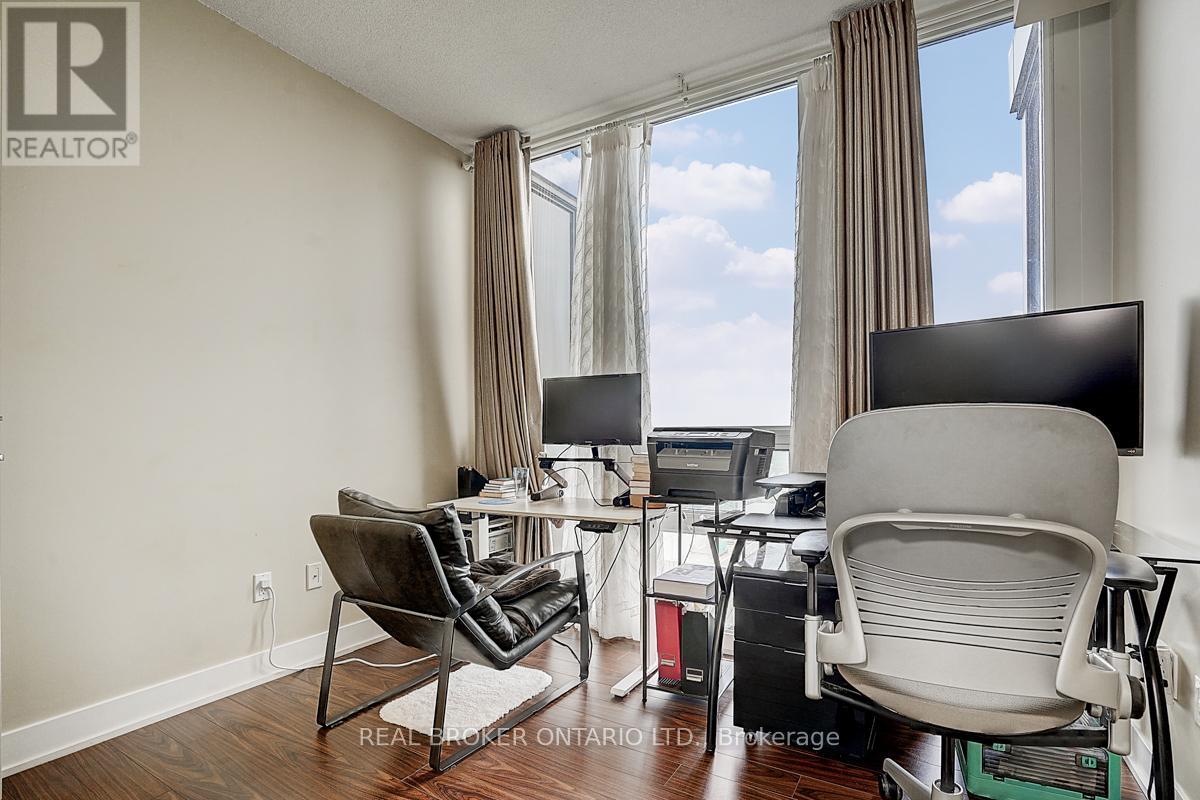 2104 - 23 Sheppard Avenue E, Toronto (Willowdale East), Ontario  M2N 0C8 - Photo 22 - C12266414