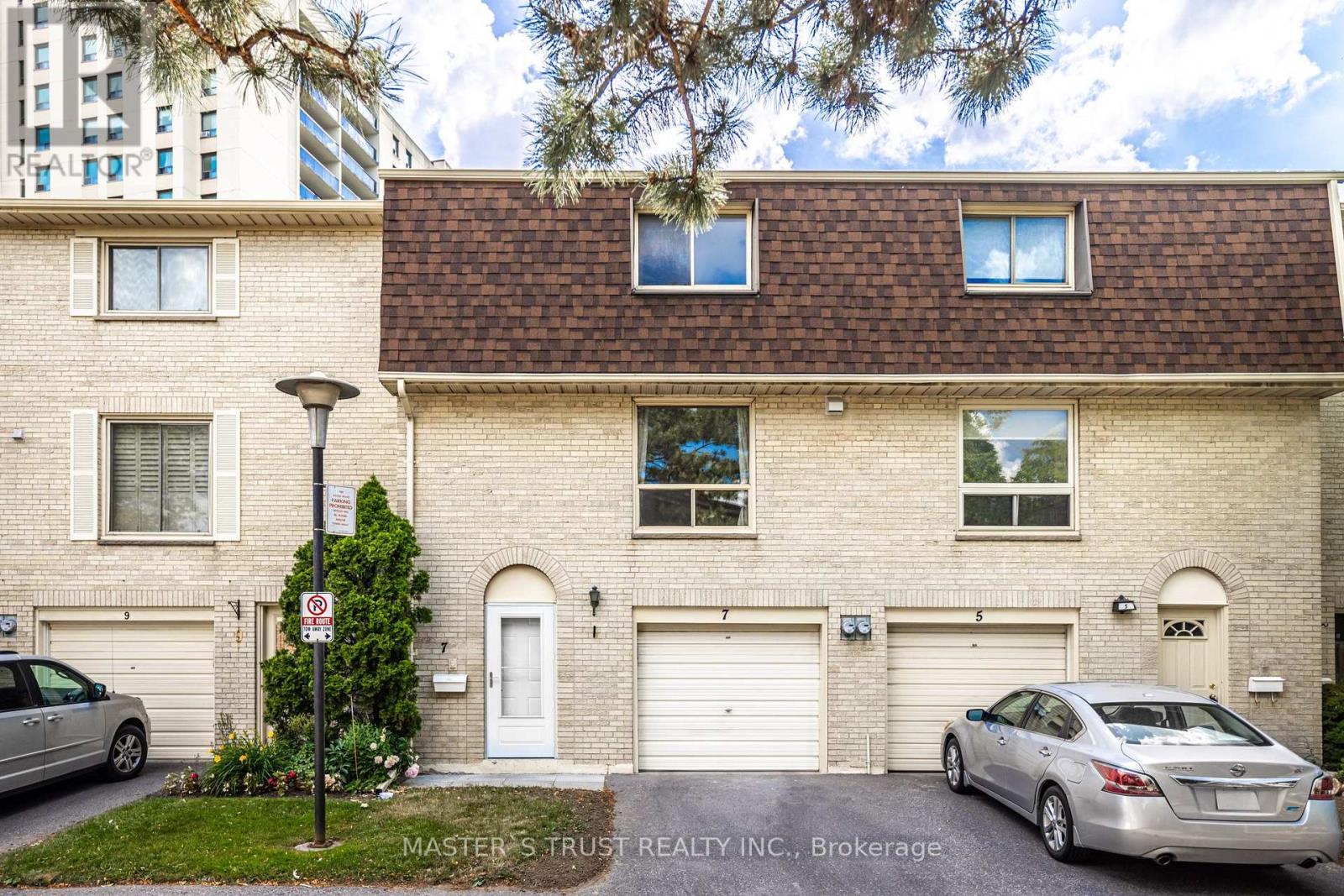 Property at 7 NEBULA STARWAY image 1