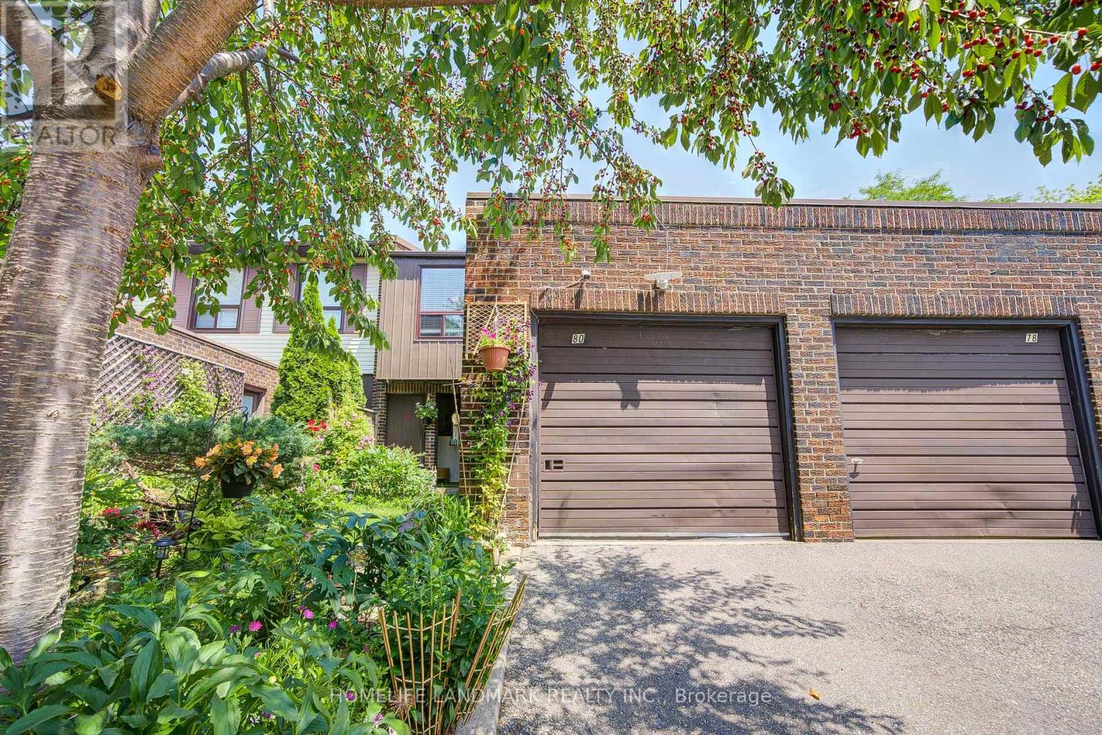 Property at 80 SPIRE HILLWAY image 2