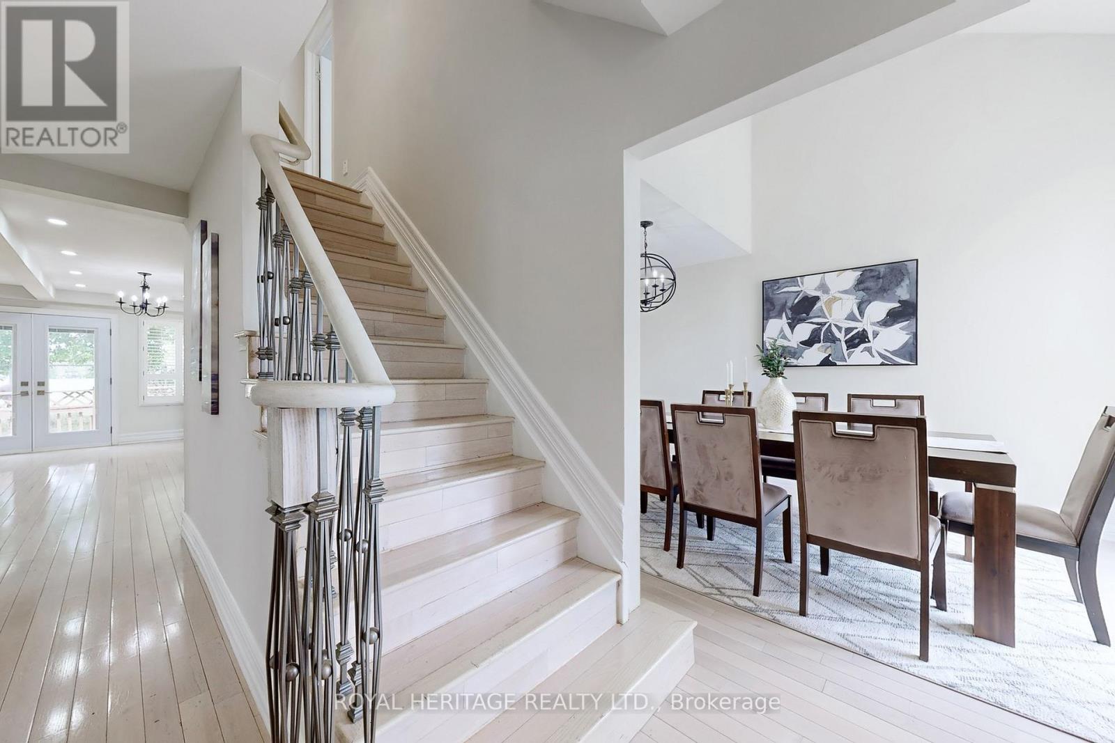 Property at 20 REED DRIVE image 4