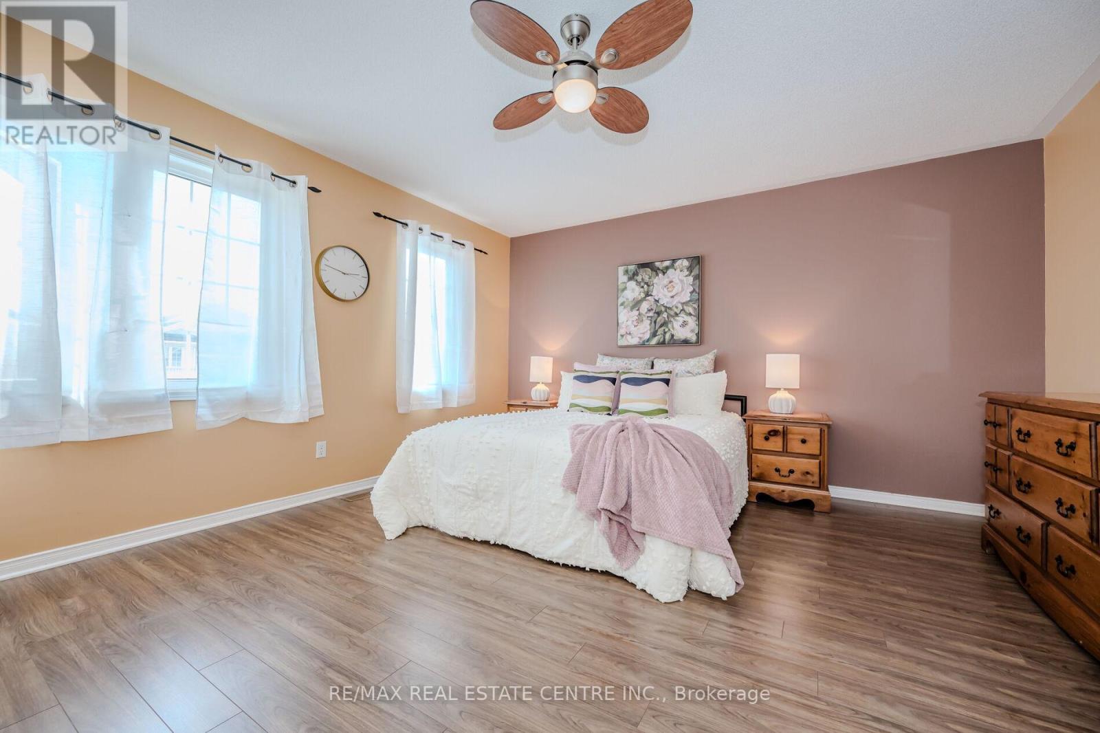 37 Hollingsworth Circle, Brampton, Ontario  L7A 0J7 - Photo 14 - W12266415