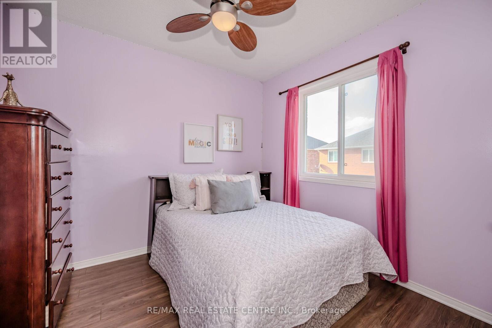 37 Hollingsworth Circle, Brampton, Ontario  L7A 0J7 - Photo 17 - W12266415