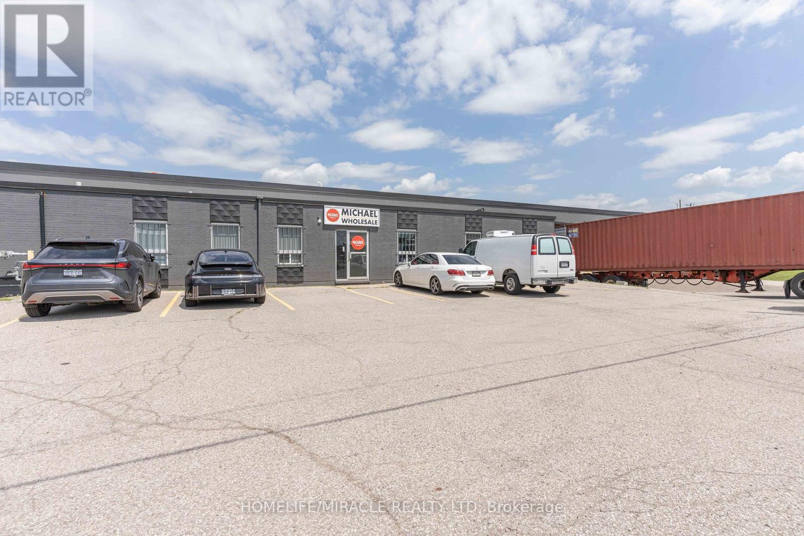 B - 395 Franklin Boulevard, Cambridge, Ontario  N1R 8G8 - Photo 2 - X12266417