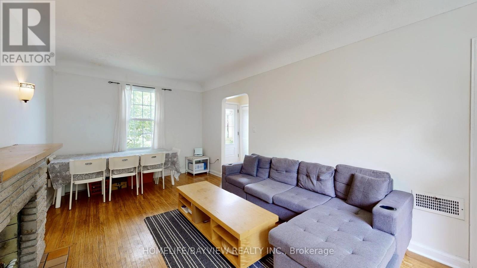 88 Arkell Street, Hamilton, Ontario  L8S 1N7 - Photo 11 - X12266419