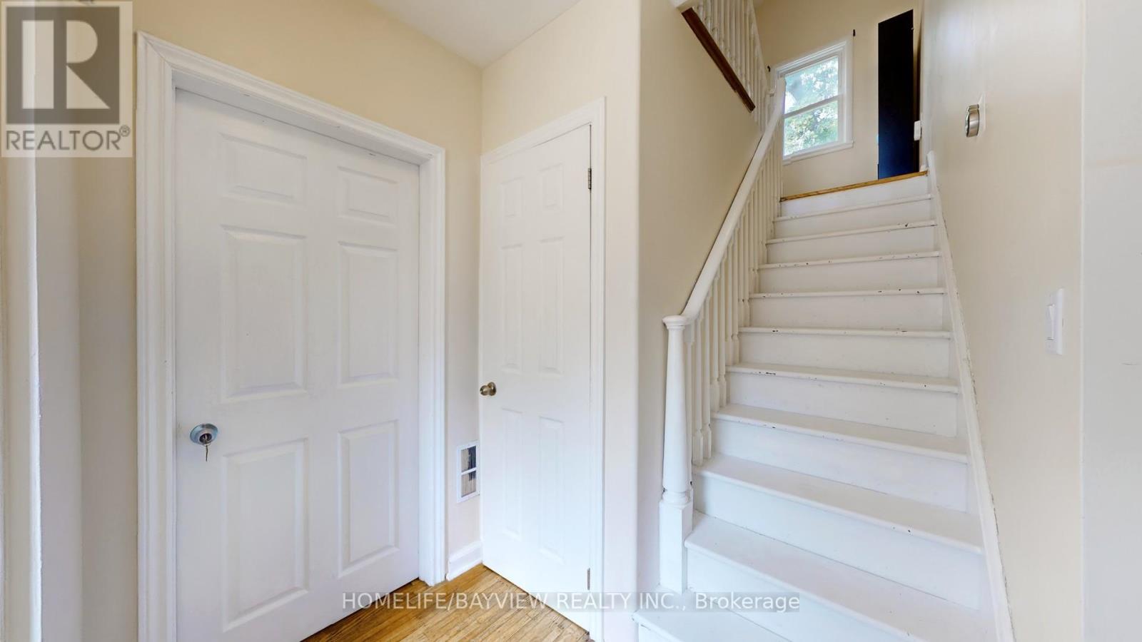 88 Arkell Street, Hamilton, Ontario  L8S 1N7 - Photo 22 - X12266419