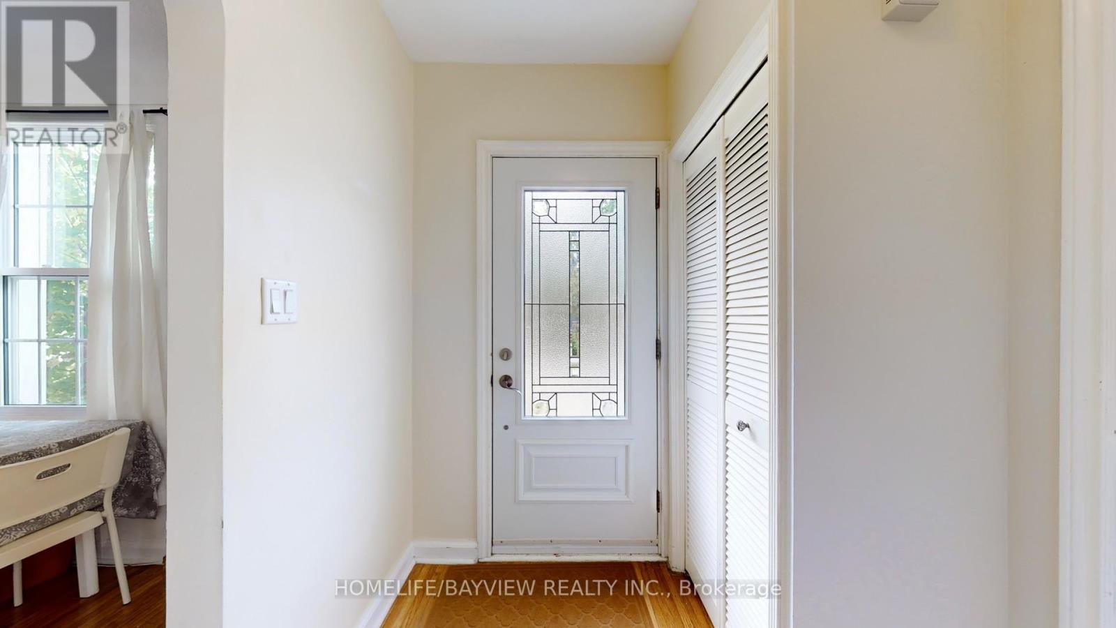 88 Arkell Street, Hamilton, Ontario  L8S 1N7 - Photo 7 - X12266419