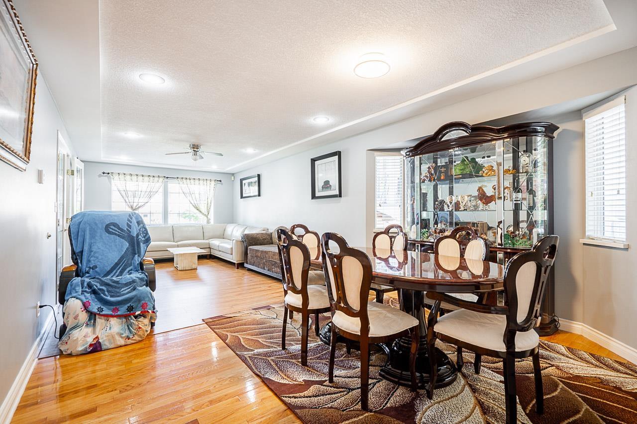 2989 Creekside Drive, Abbotsford, British Columbia  V2T 5K3 - Photo 5 - R3023513