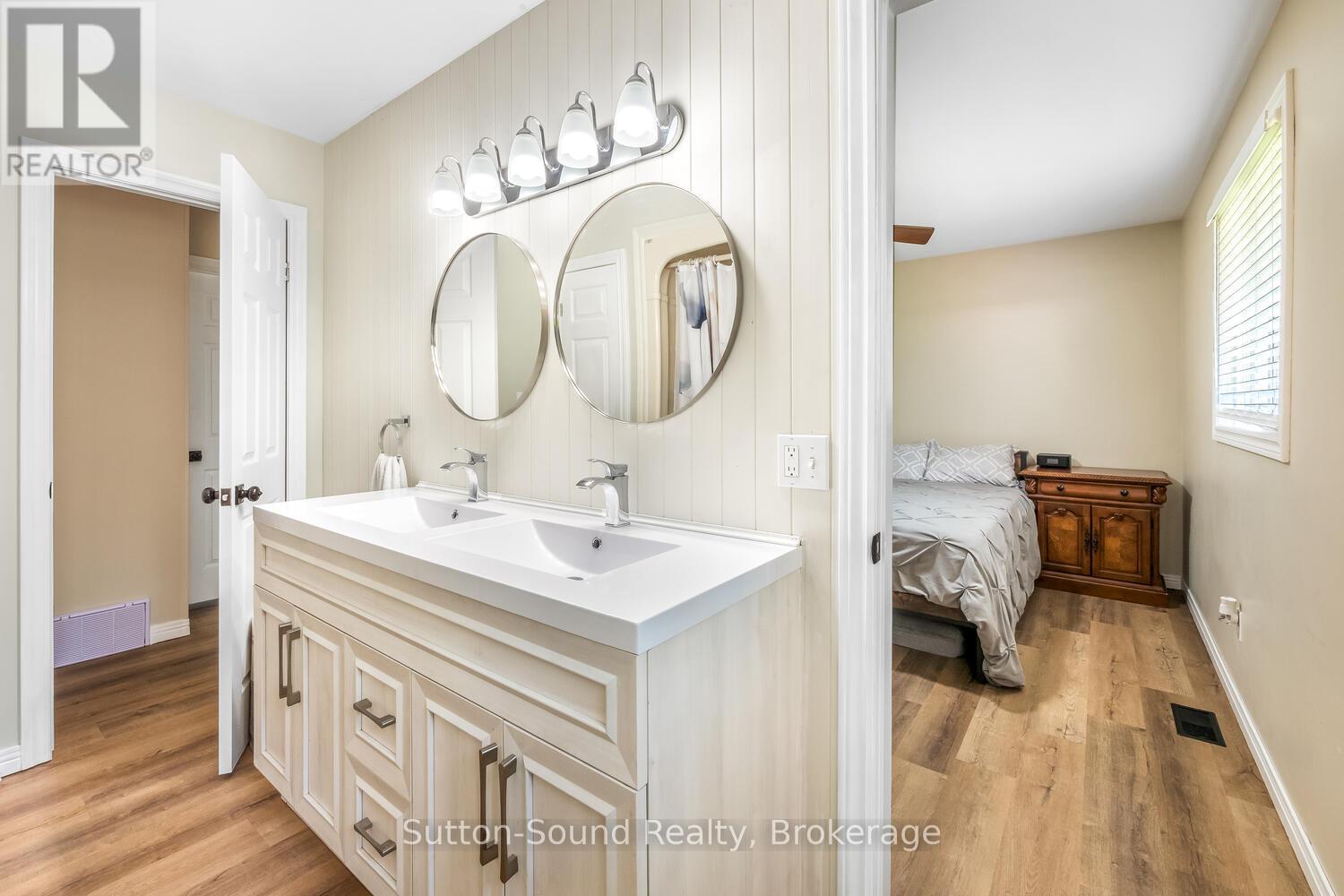 222416 Derby Keppel Townline, Georgian Bluffs, Ontario  N4K 5N7 - Photo 17 - X12266515