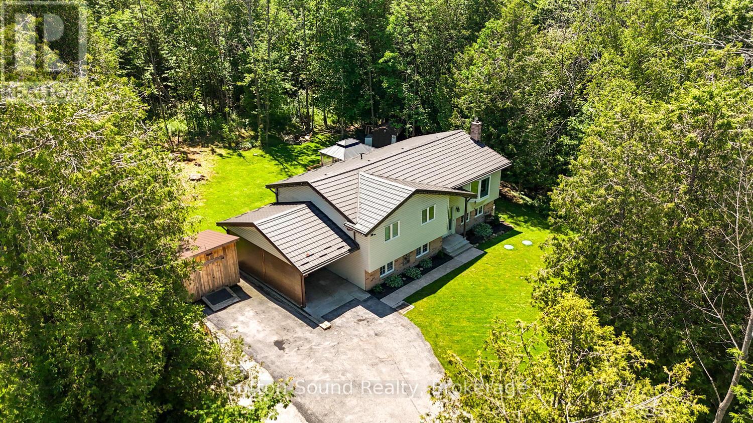 222416 Derby Keppel Townline, Georgian Bluffs, Ontario  N4K 5N7 - Photo 4 - X12266515
