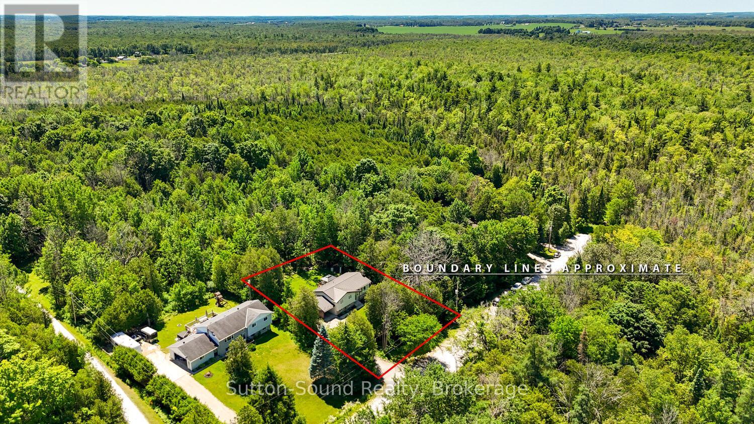 222416 Derby Keppel Townline, Georgian Bluffs, Ontario  N4K 5N7 - Photo 5 - X12266515