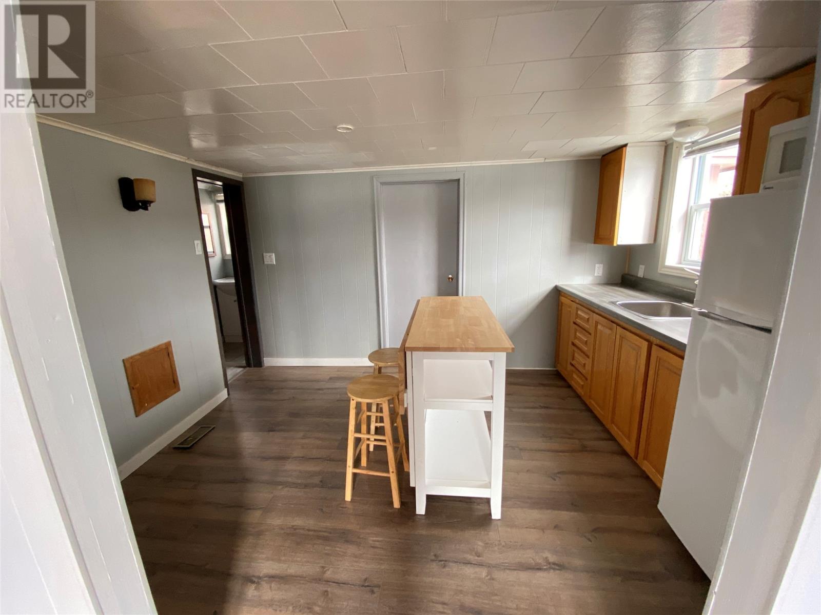 8-10 Lakeshore Road, Port Aux Basques, Newfoundland & Labrador  A0M 1C0 - Photo 28 - 1287398