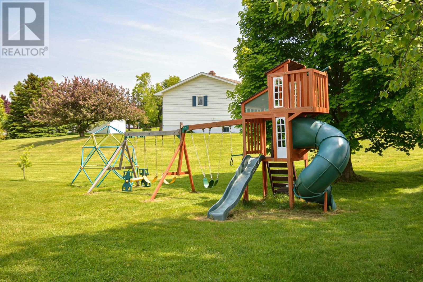 188 Sunrise Drive, Georges River, Nova Scotia  B1Y 3B5 - Photo 11 - 202514166