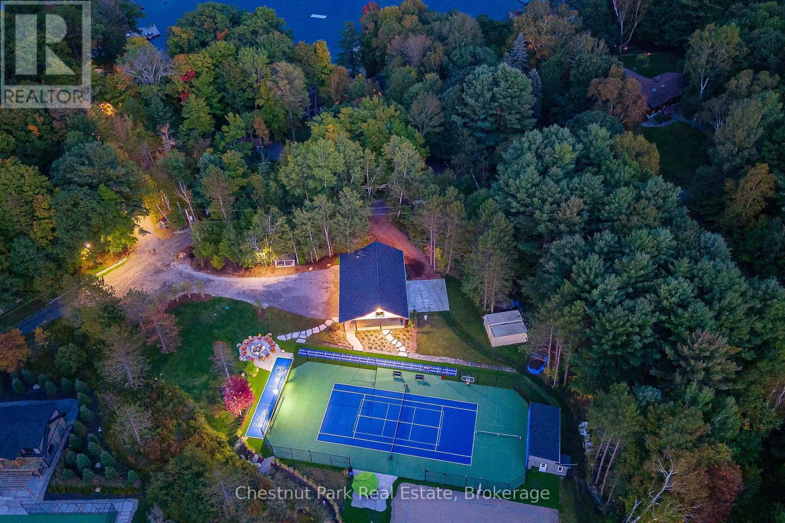 1082 Halls Rd #5, Muskoka Lakes, Ontario  P0B 1J0 - Photo 2 - X12085585