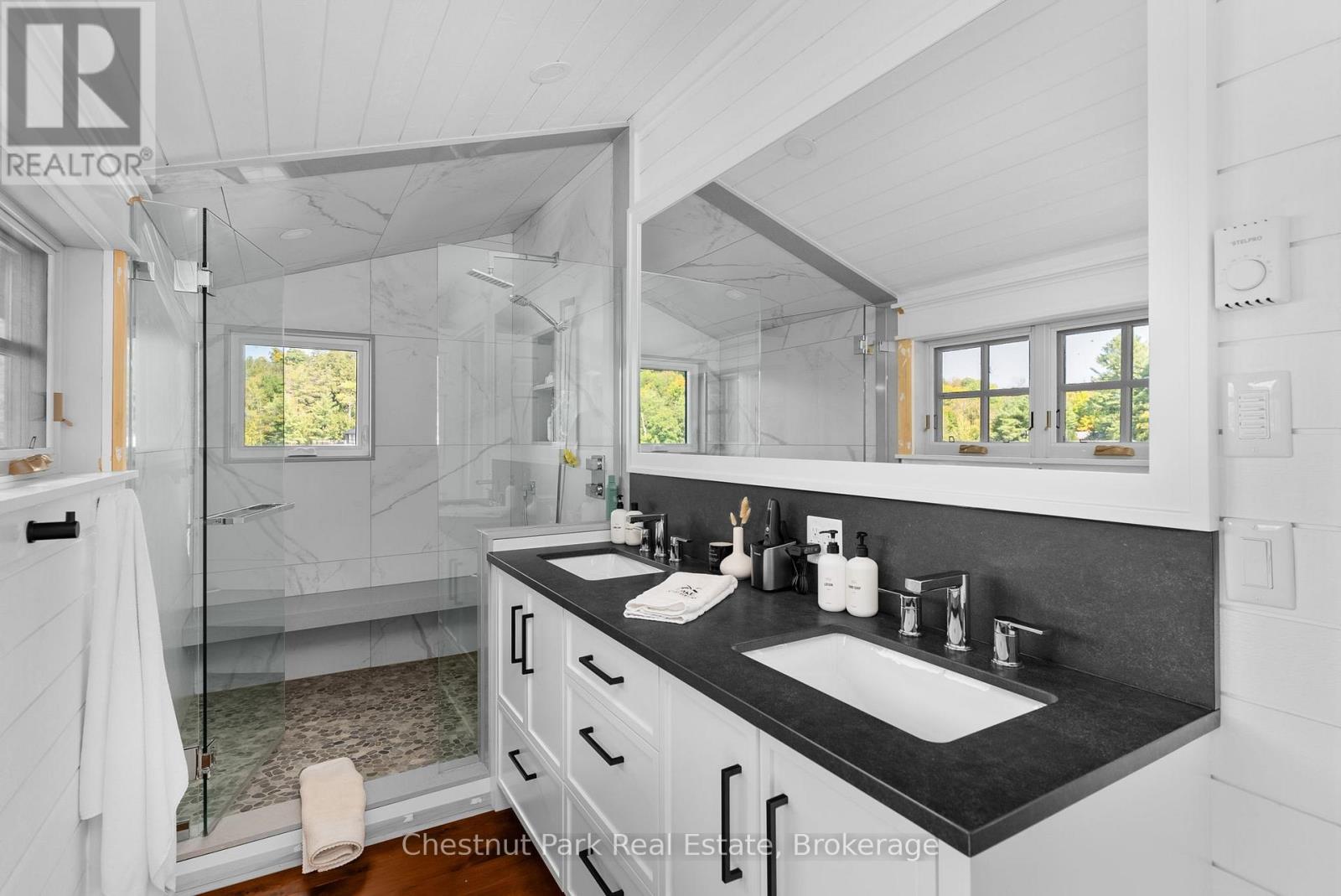 1082 Halls Rd #5, Muskoka Lakes, Ontario  P0B 1J0 - Photo 44 - X12085585