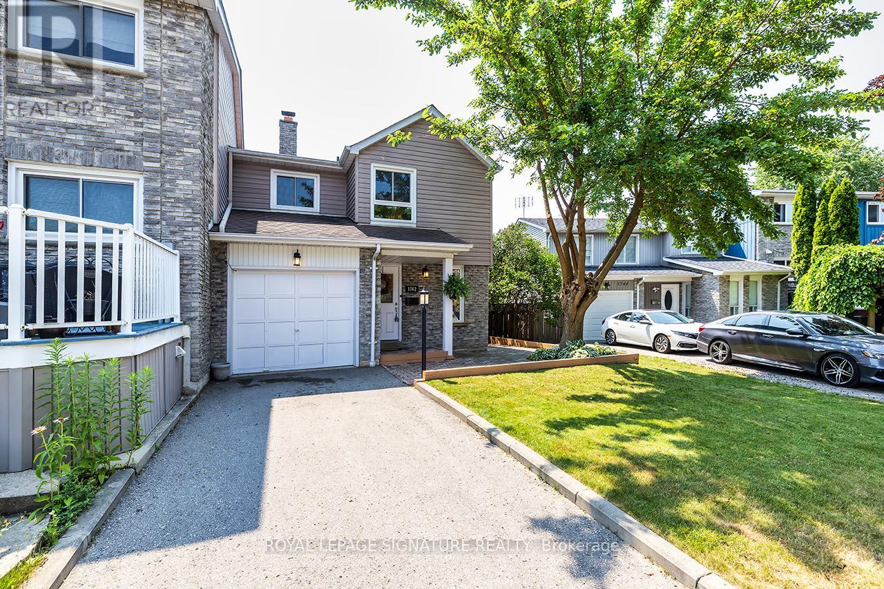 Property at 1742 LISTOWELL CRESCENT image 2