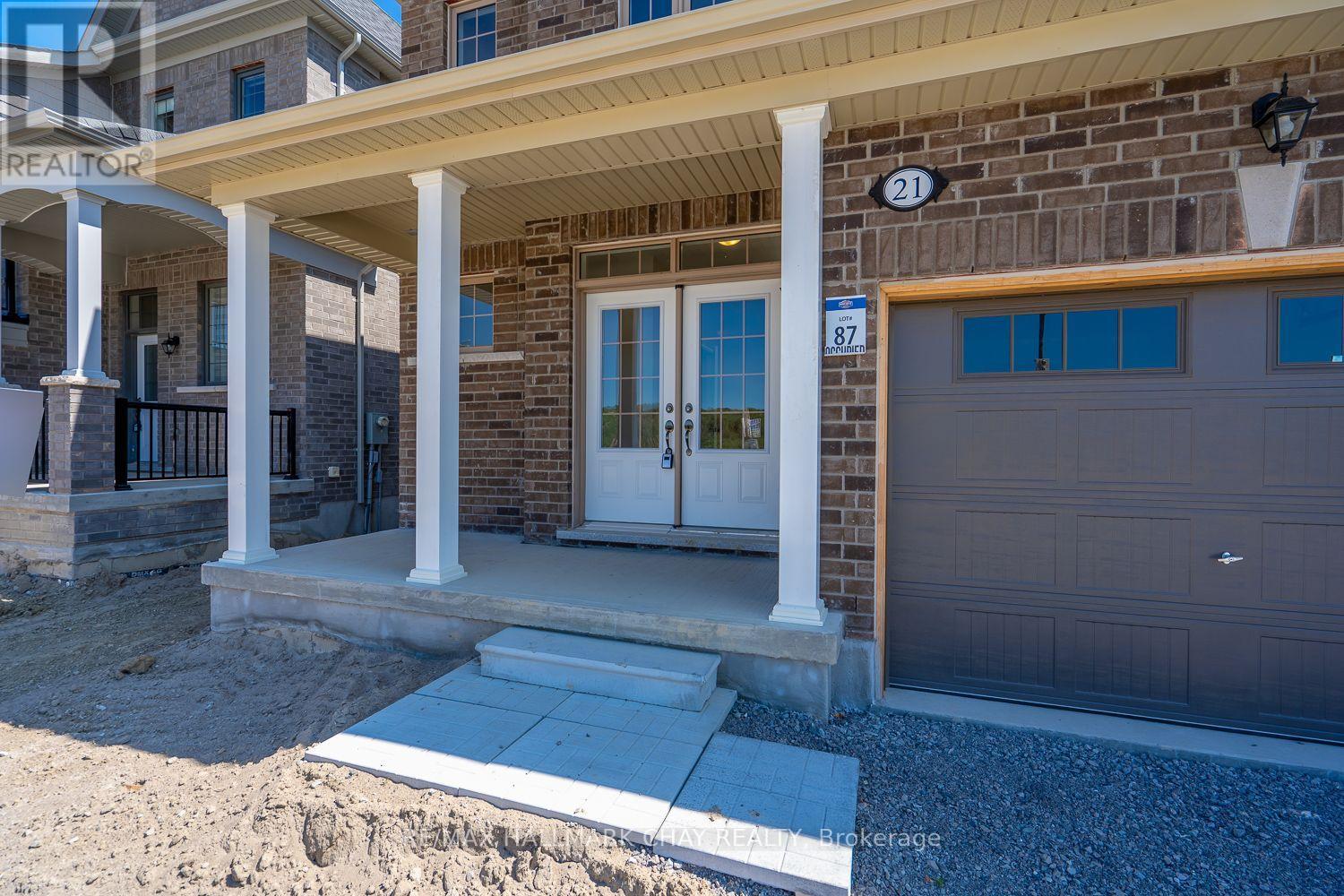 Property at 21 FENN CRESCENT image 4