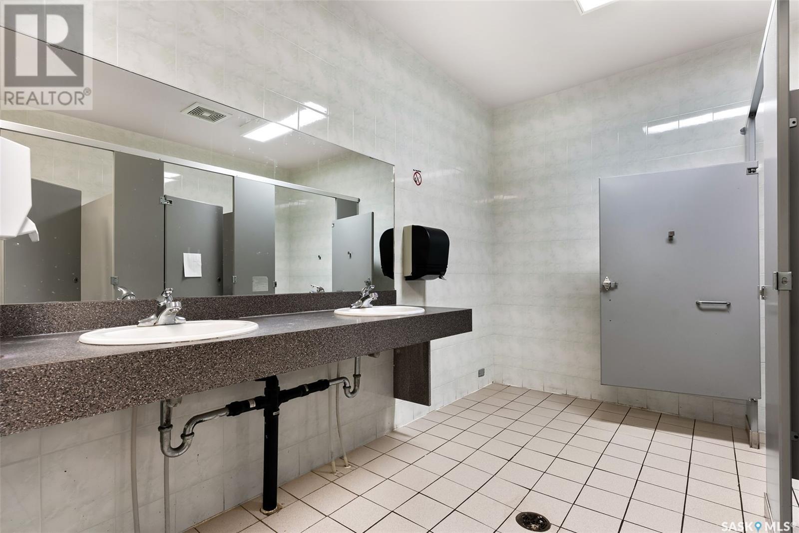 200 Victoria Avenue E, Regina, Saskatchewan  S4N 0N4 - Photo 27 - SK011750